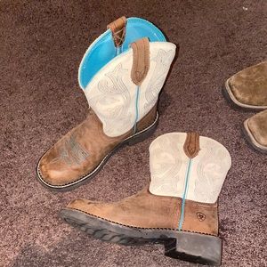 Never Worn - Ariat Fatbaby